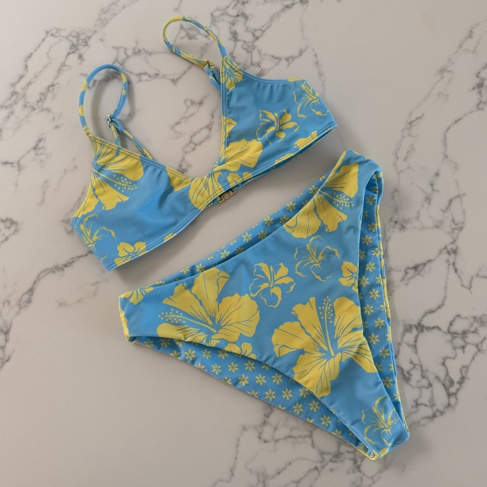 Leni Swims Crop Top & Mid Rise Bottom SET - Whitsundays - Size XS/S